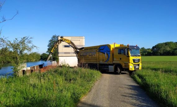 Les applications de la location du camion aspirateur avec chauffeur