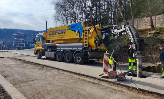 Service de location de camion aspirateur avec chauffeur par Gefor